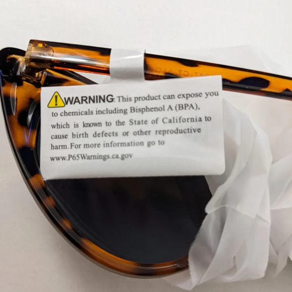 Cat Eye Leopard Print Sunglasses - Picture 4 of 4